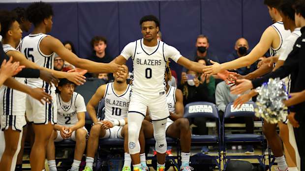 Bronny James Sierra Canyon 2021-22 Season Photo-Nick Koza2276